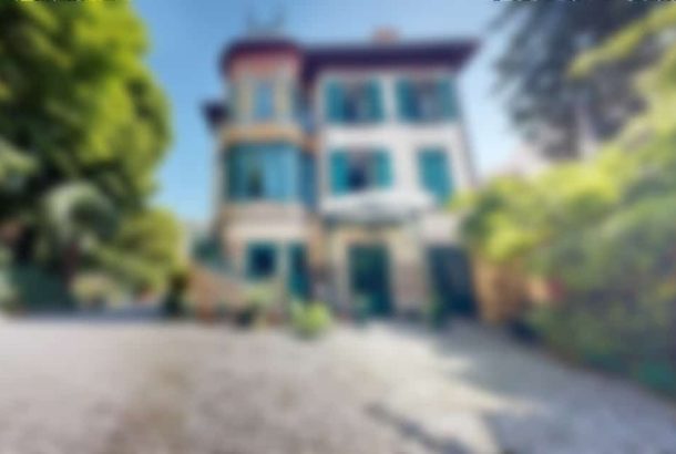 Maison Lyon Boegner Floutee